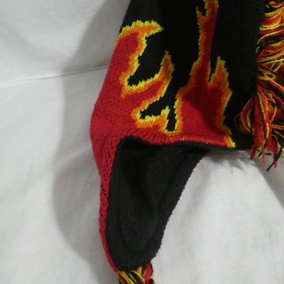 GEORGE | one size | Fun Winter Hat With Flame Design and Mohawk | NWOT - Picture 5 of 11
